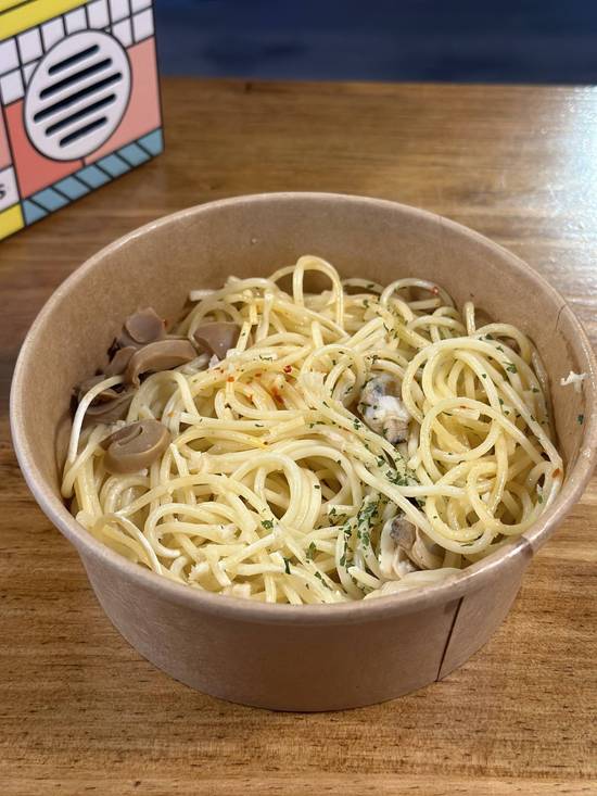White wine clams spaghetti 白酒蛤蜊意面